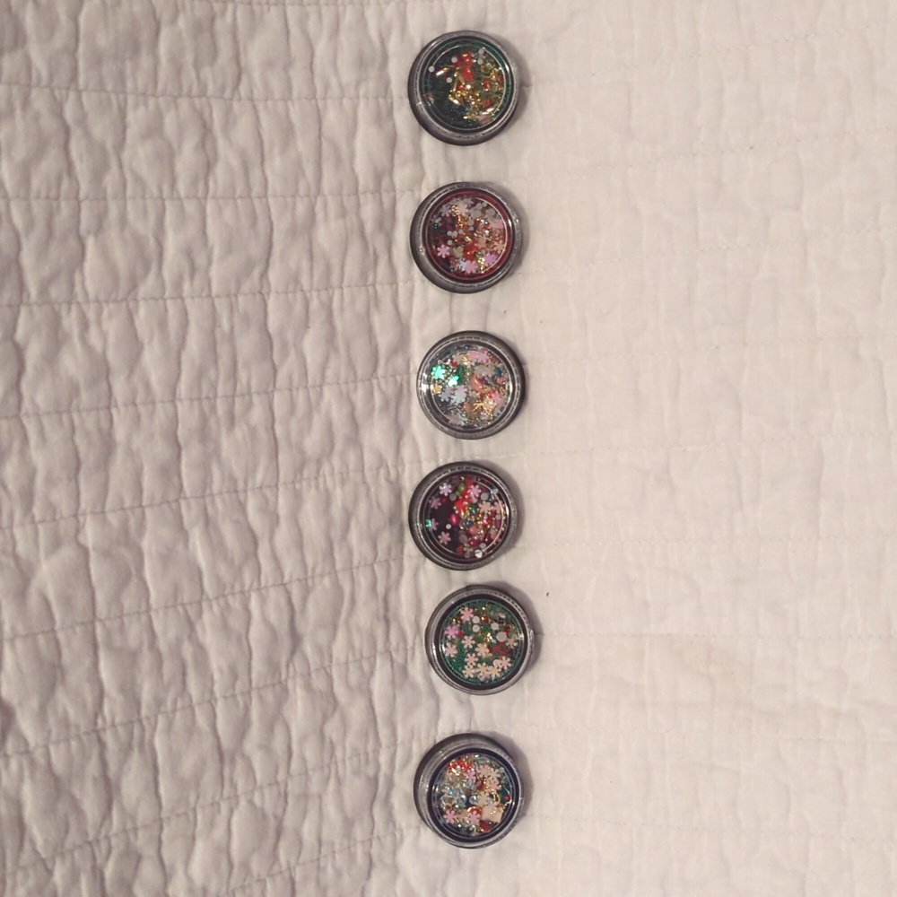 6x Containers Of Nail Art Rhinestones